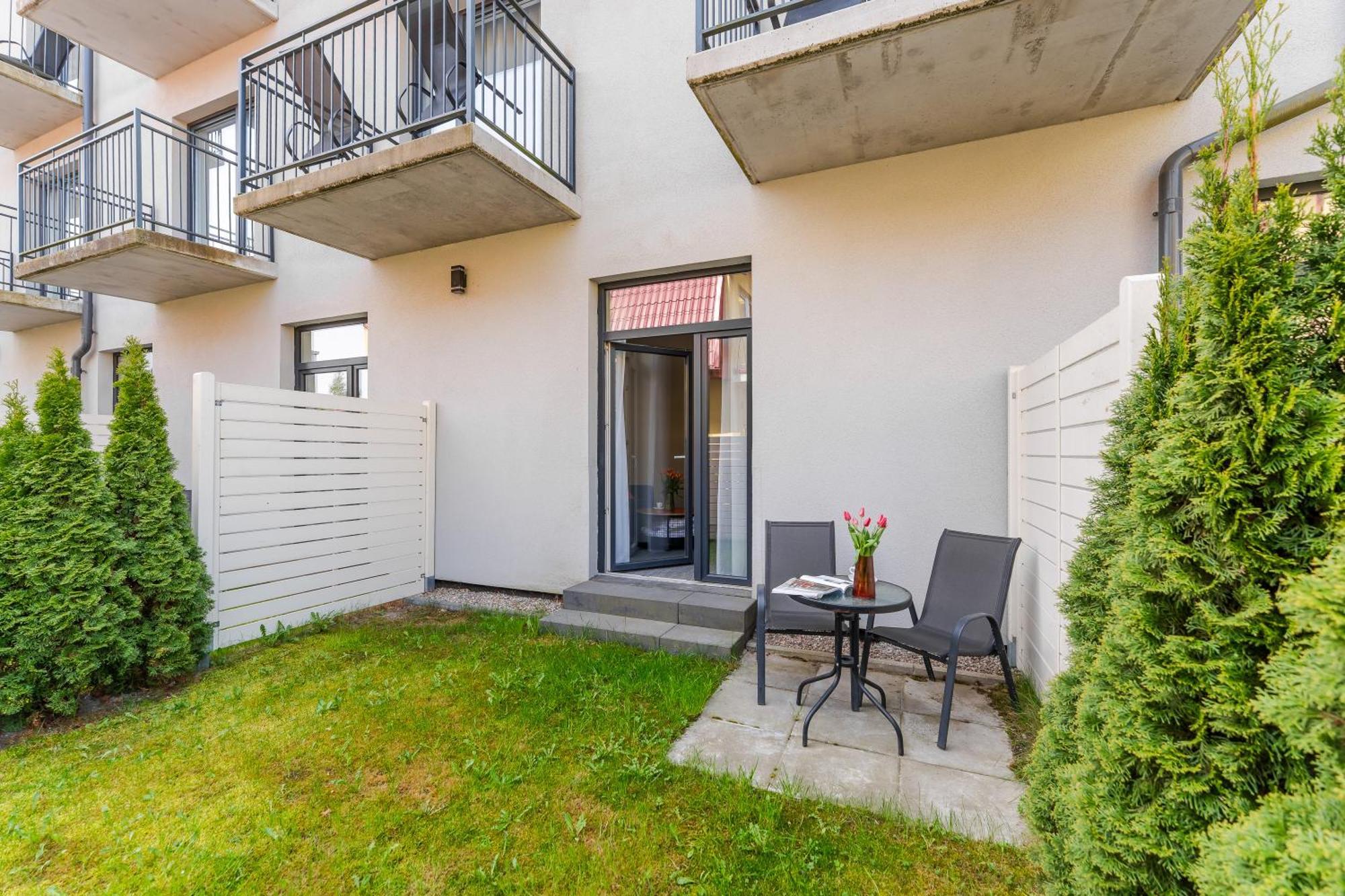 Ind.U Apartamenty Kolobrzeg Ngoại thất bức ảnh
