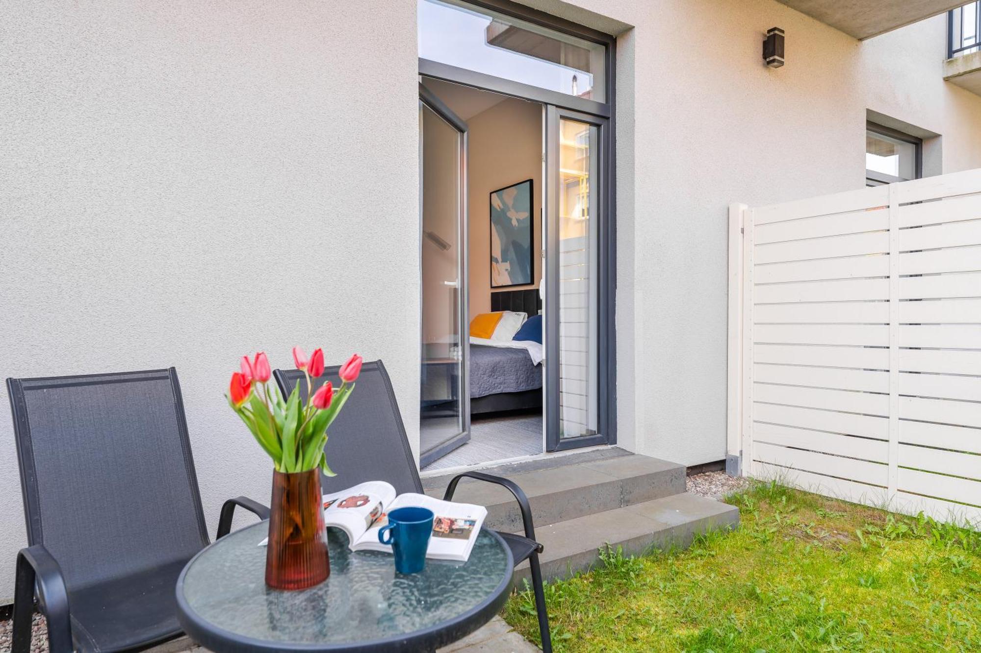 Ind.U Apartamenty Kolobrzeg Ngoại thất bức ảnh